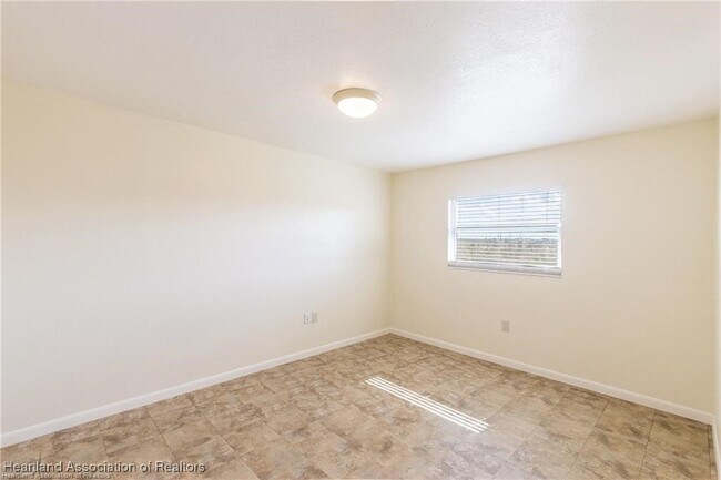 Building Photo - 1314 Denise Ave