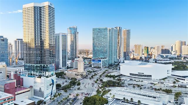 Building Photo - 398 NE 5th St