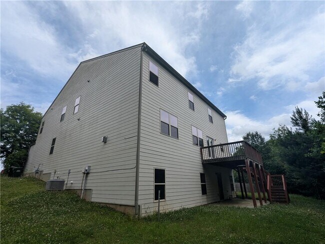 Building Photo - 355 Fowler Springs Ct