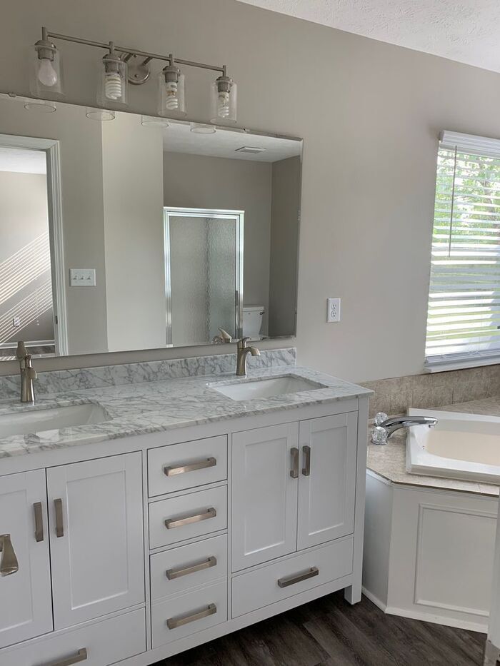 Building Photo - 17733 Cedarbrook Dr