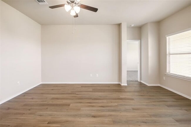 Building Photo - 401 Yemen Rd