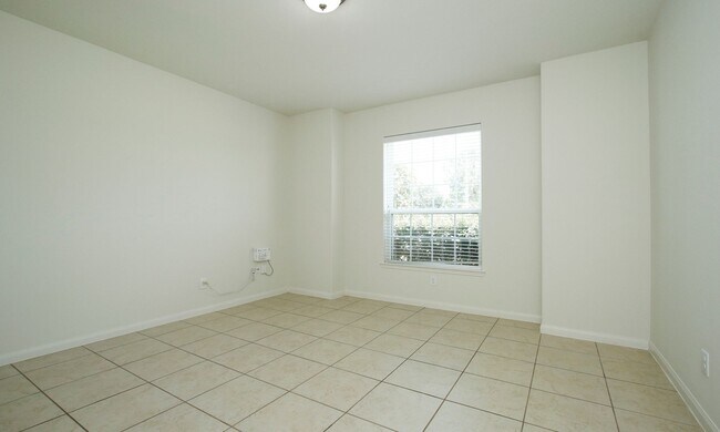 Building Photo - For Lease | 3 Bed, 2 Bath | 1,766 Sq Ft | ...