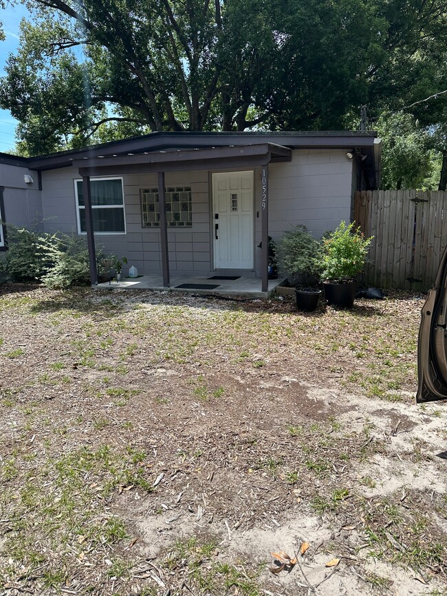 Building Photo - 10529 Keuka Dr