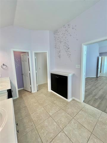 Building Photo - 9320 Liberty Crossing Dr