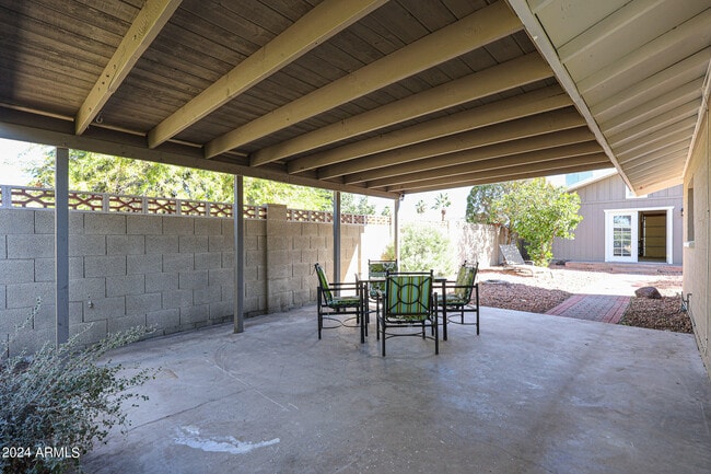 Building Photo - 3332 W Crocus Dr