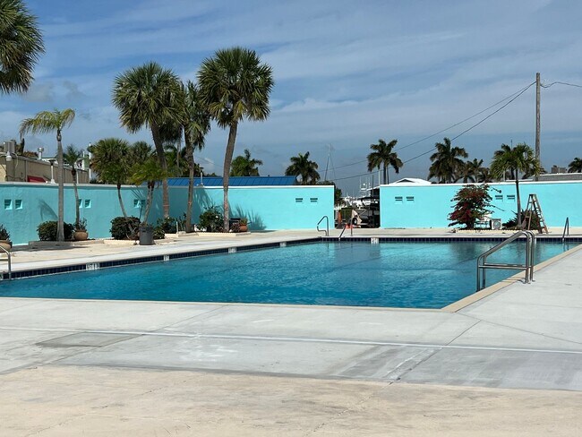 Building Photo - *55+ Community* 2nd floor furnished Condo