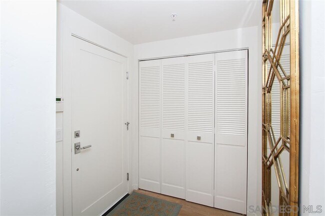 Building Photo - 6722 Vista Del Mar Ave