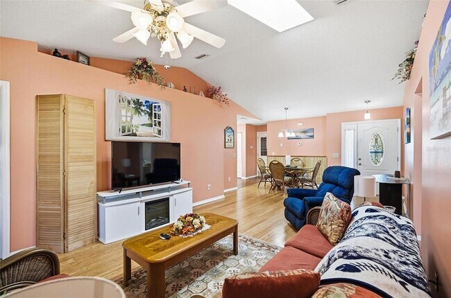 Building Photo - 96 Ullian Trail