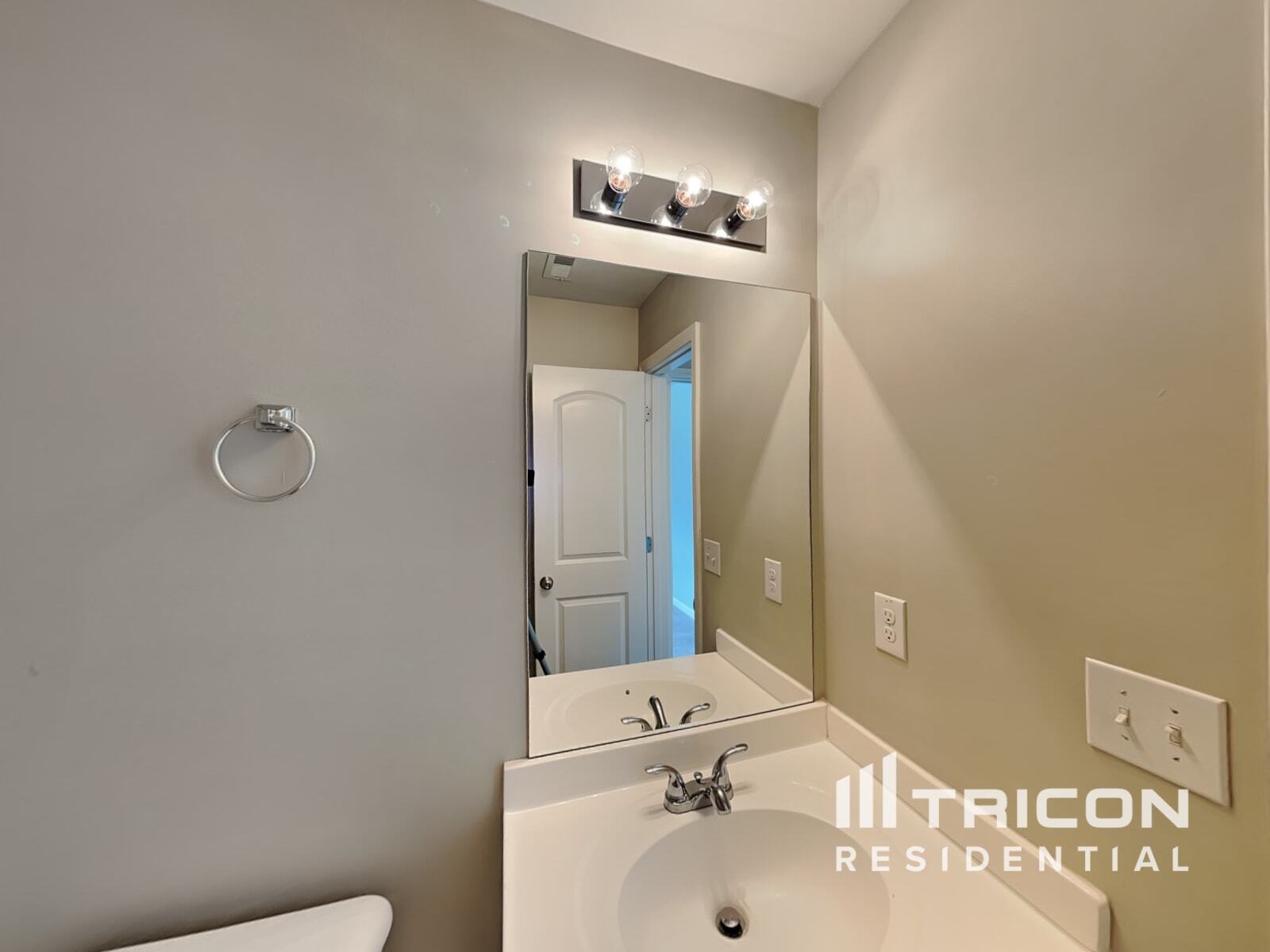 Building Photo - 341 Freeman Cir