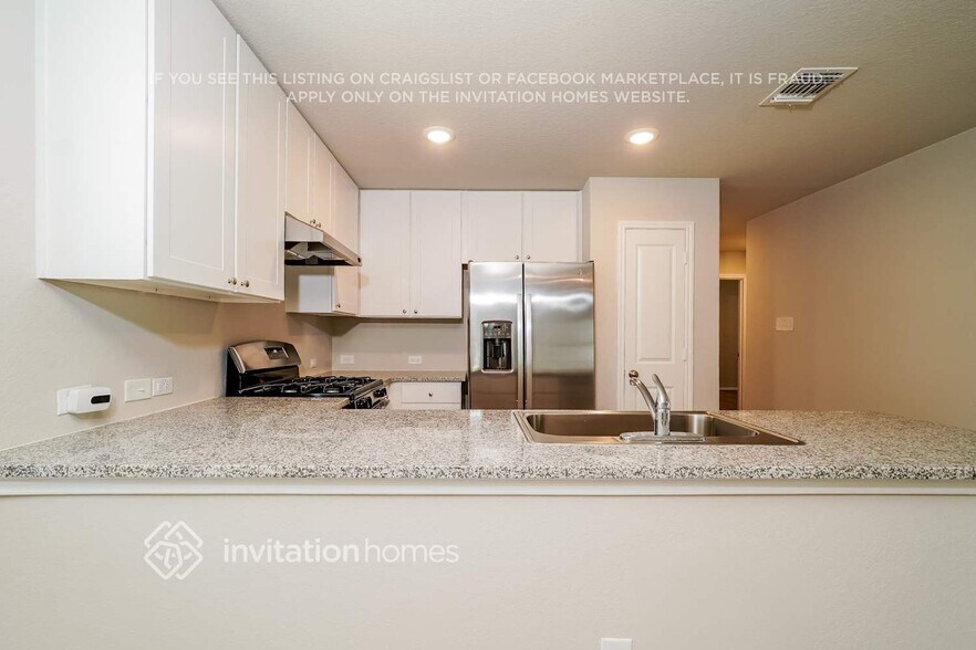 Building Photo - 5737 Verracio Ct