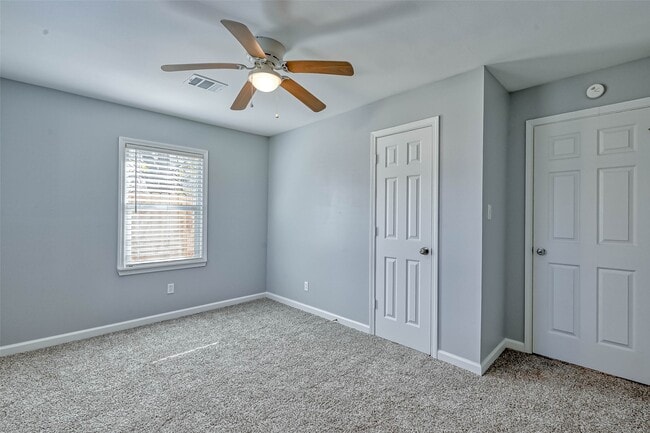 Building Photo - 3818 Noah St