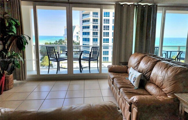 Building Photo - 3505 S Ocean Dr