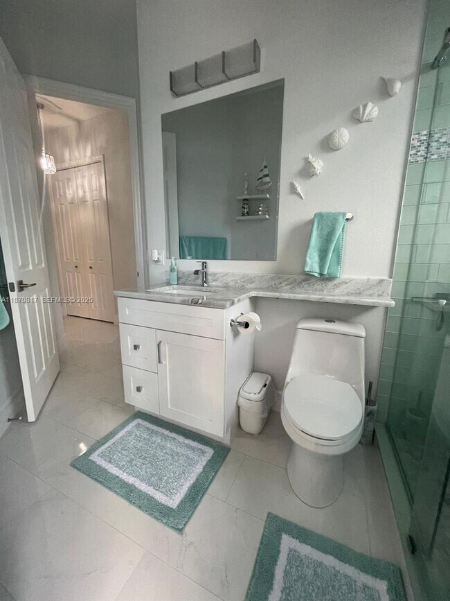 Building Photo - 8268 Southwind Bay Cir