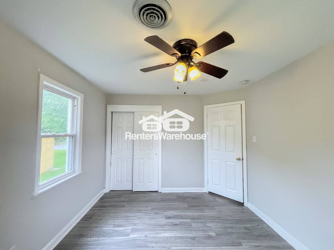 Building Photo - 3032 Belle Haven Dr