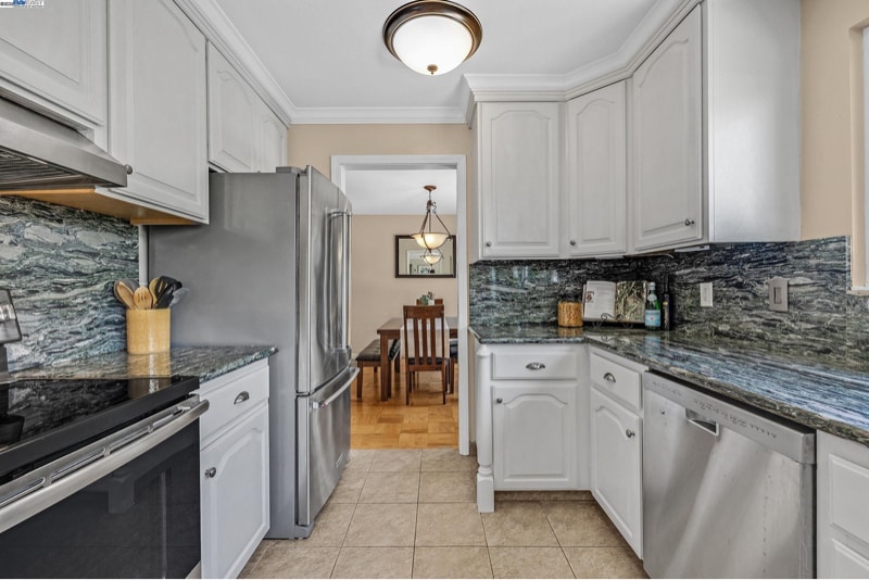 Building Photo - 590 Cinnabar Dr