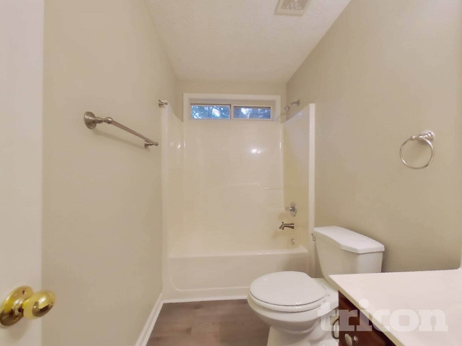 Building Photo - 300 Stone Valley Xin