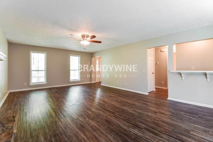 Building Photo - 5649 Longbow Dr