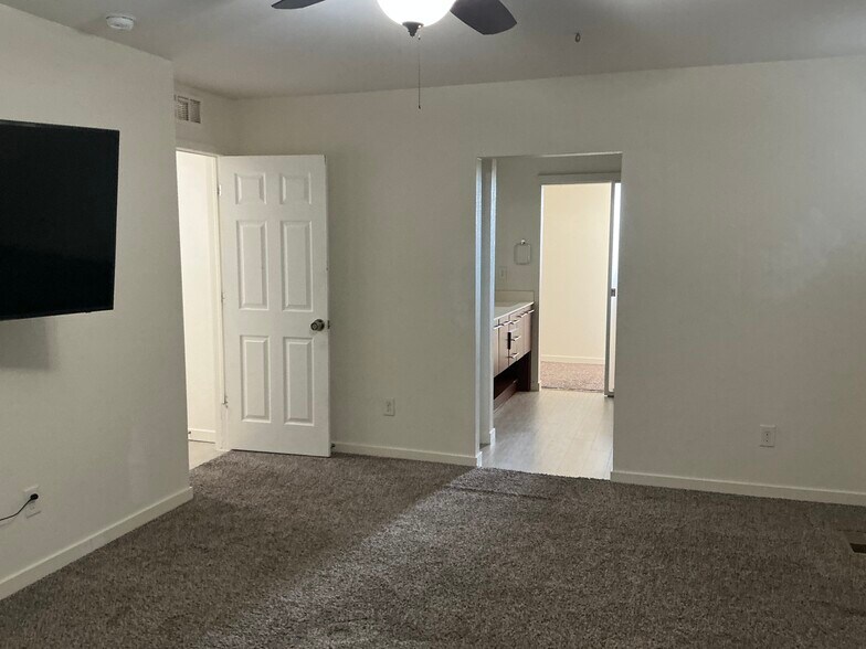 Building Photo - 10772 Sedalia Cir