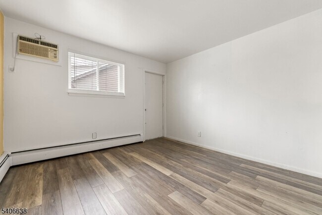 Building Photo - 301 Belleville Ave