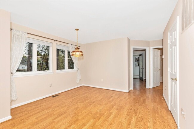 Building Photo - Wildwood Park Rental