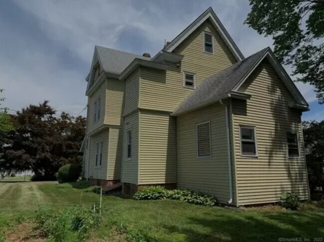 Building Photo - 1418 Farmington Ave