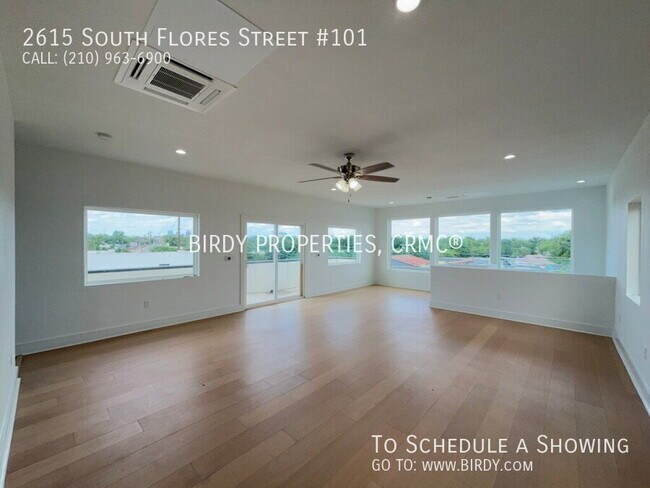 Building Photo - 2615 S Flores St