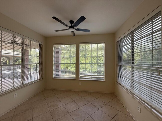 Building Photo - 14725 Banbridge Trail