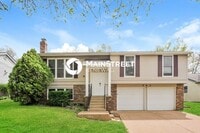 Building Photo - 3 Bedroom Pet-Friendly Home in FENTON, MO with Main Street Renewal