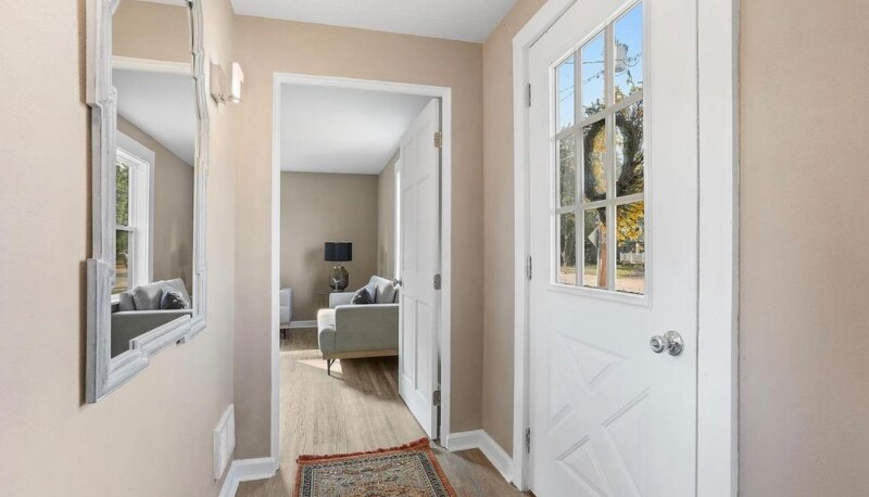 Building Photo - 599 Morris Ave