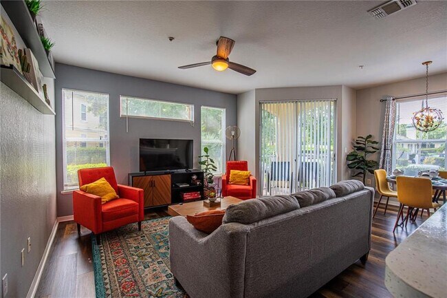 Building Photo - 8913 Legacy Ct