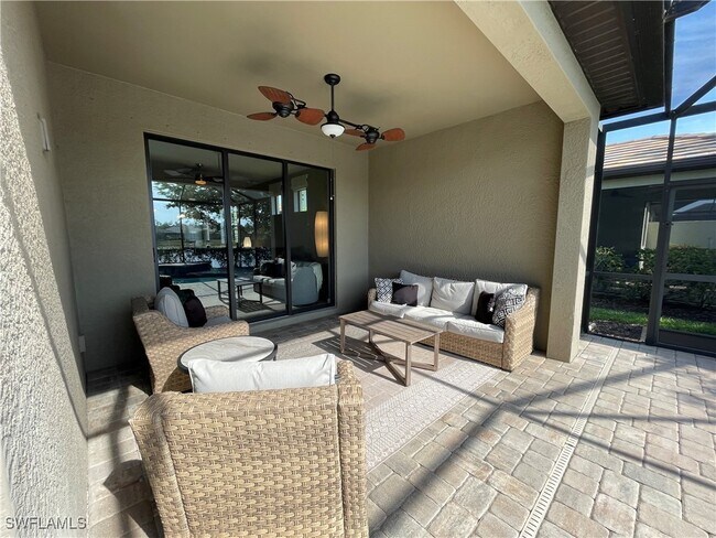 Building Photo - 7631 Jacaranda Ln