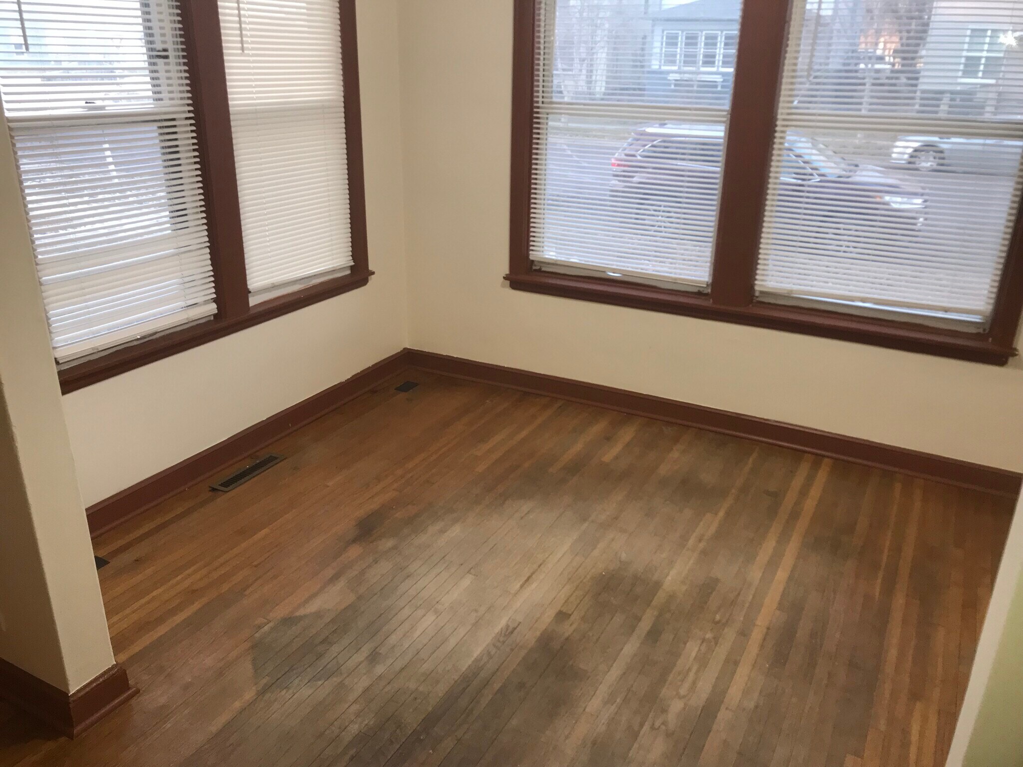 Sun Room - 221 State St