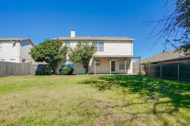 Building Photo - 3920 Malibu Sun Dr