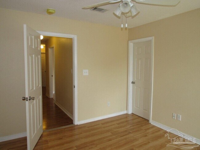 Building Photo - 3142 Seafarers Way