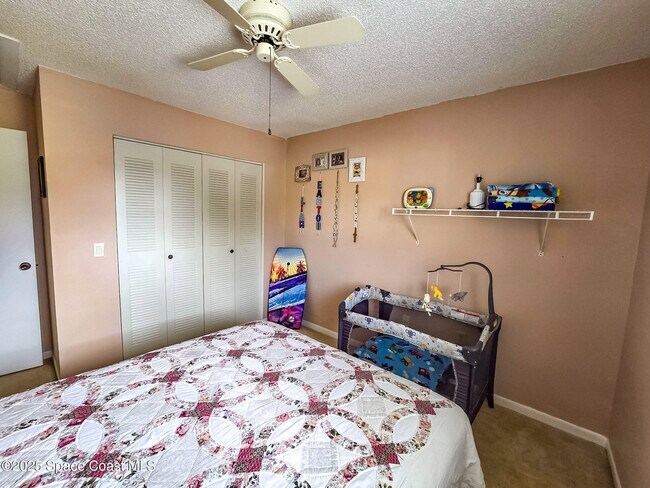 Building Photo - 639 Ridge Club Dr