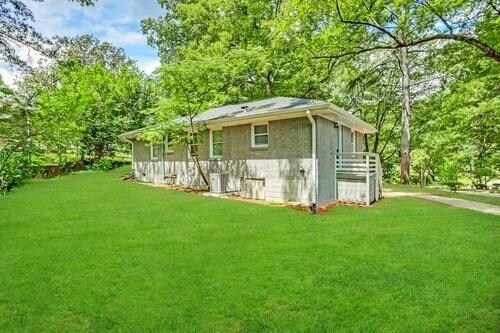 Building Photo - 2234 Holly Hill Dr