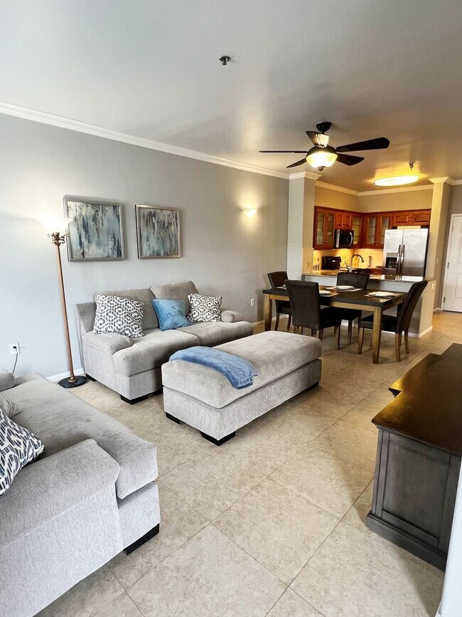 Building Photo - Beautiful 1 Bed/1 Bath Fully Furnished Lig...