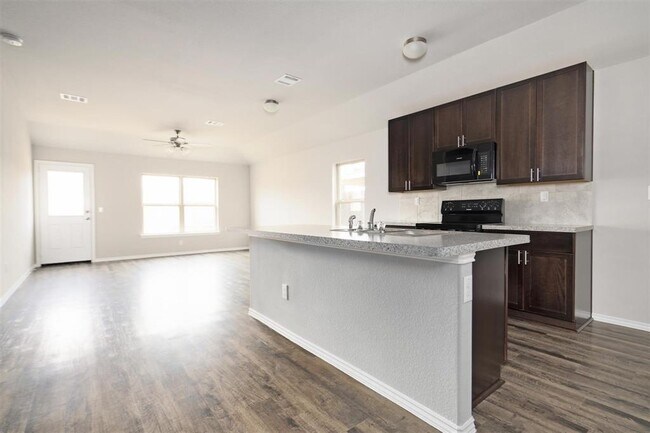 Building Photo - 23431 Dovetail Colony Ct