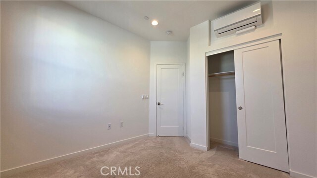 Building Photo - 436 Village