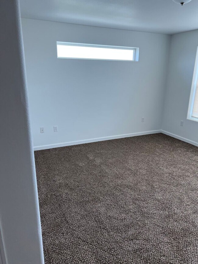 Building Photo - Home for Rent