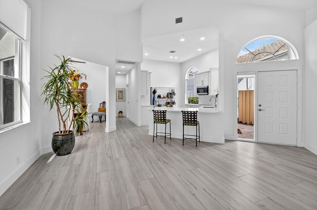 Building Photo - 6668 NW 25th Terrace