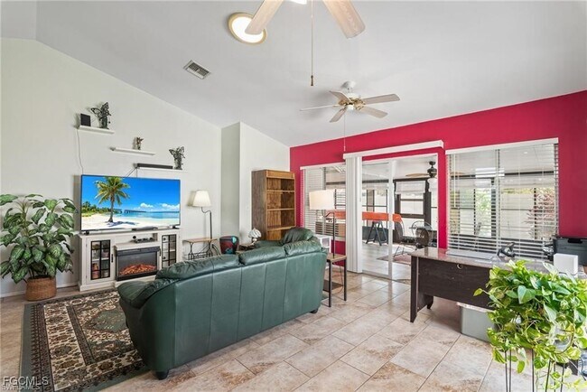 Building Photo - 5560 Longleaf Dr