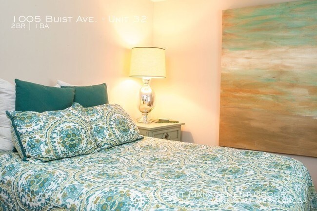 Building Photo - 2 Months FREE RENT in Park Circle!