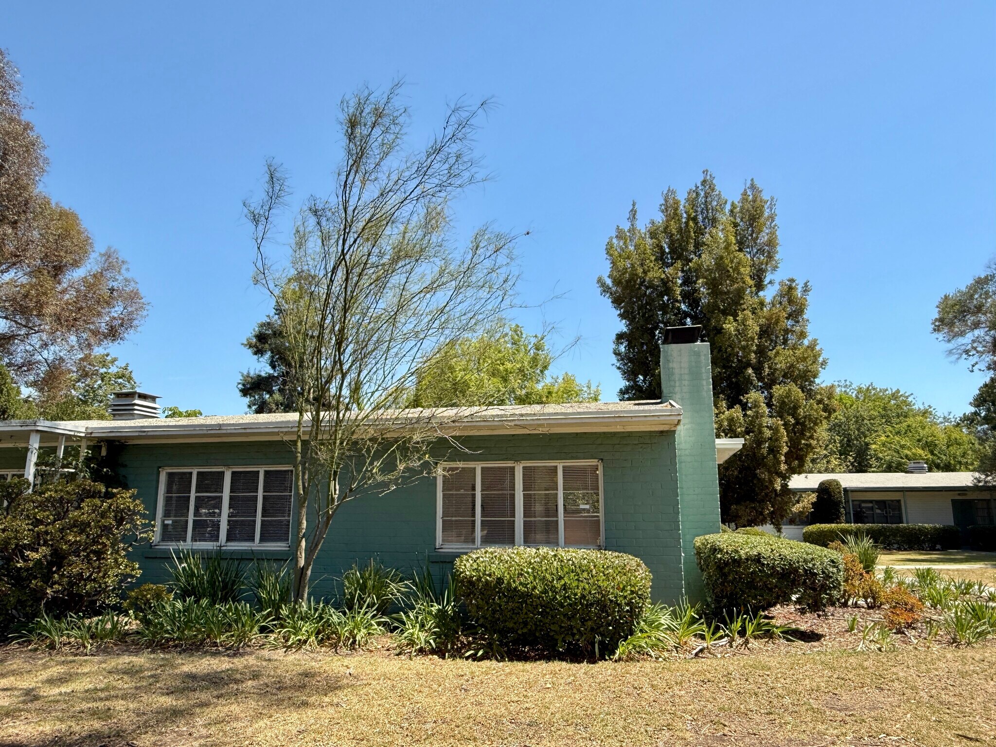 Building Photo - 5530 Village Grn