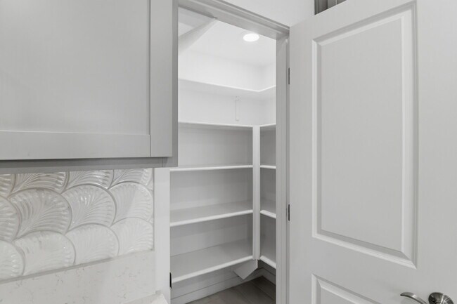Building Photo - Experience refined living in this beautifully appointed 3-bedroom, 2.5-bathroom townhome spanning...