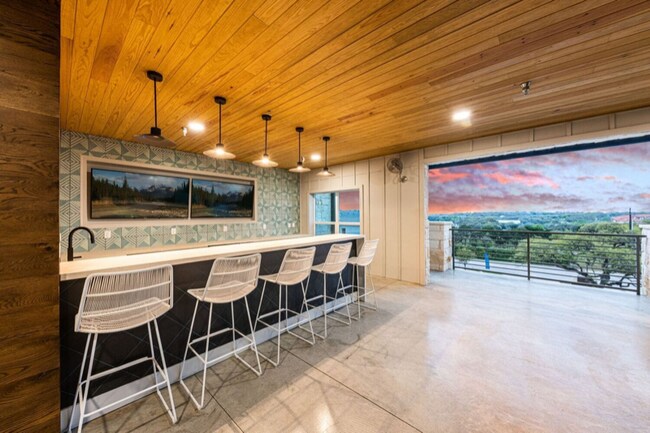 Building Photo - 135 Foremost Dr