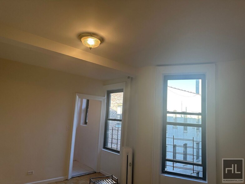 Building Photo - WEST 187 STREET