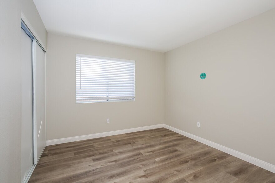 Building Photo - 5037 Via De Fortuna Way