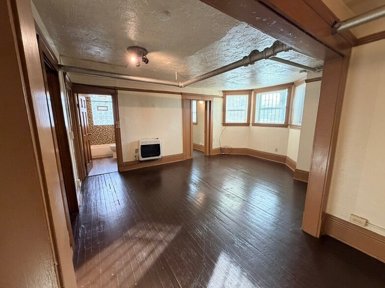 Building Photo - 7405 Detroit Ave