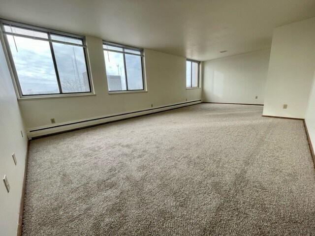 Building Photo - Shorewood East Apartments